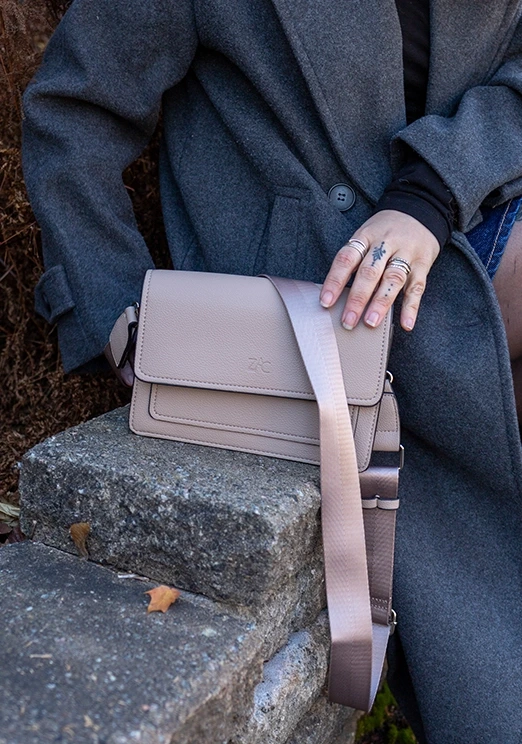 sac en cuir végane beige