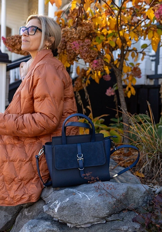 sac à poignées végane sur roche